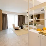 Nova New Boutique Building With Fee-based Parking & Terrace Apartment *