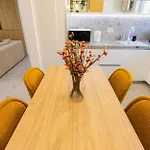 Apartment Nova New Boutique Building With Fee-based Parking & Terrace *