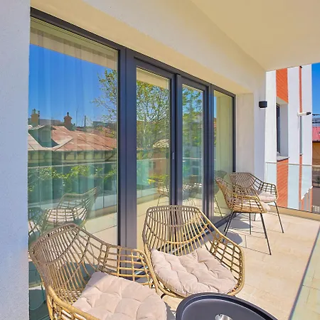 Nova New Boutique Building Apartment With Parking & Terrace Apartman *