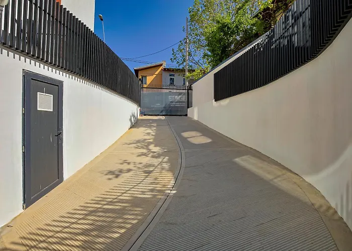 Nova New Boutique Building With Fee-based Parking & Terrace Apartament *
